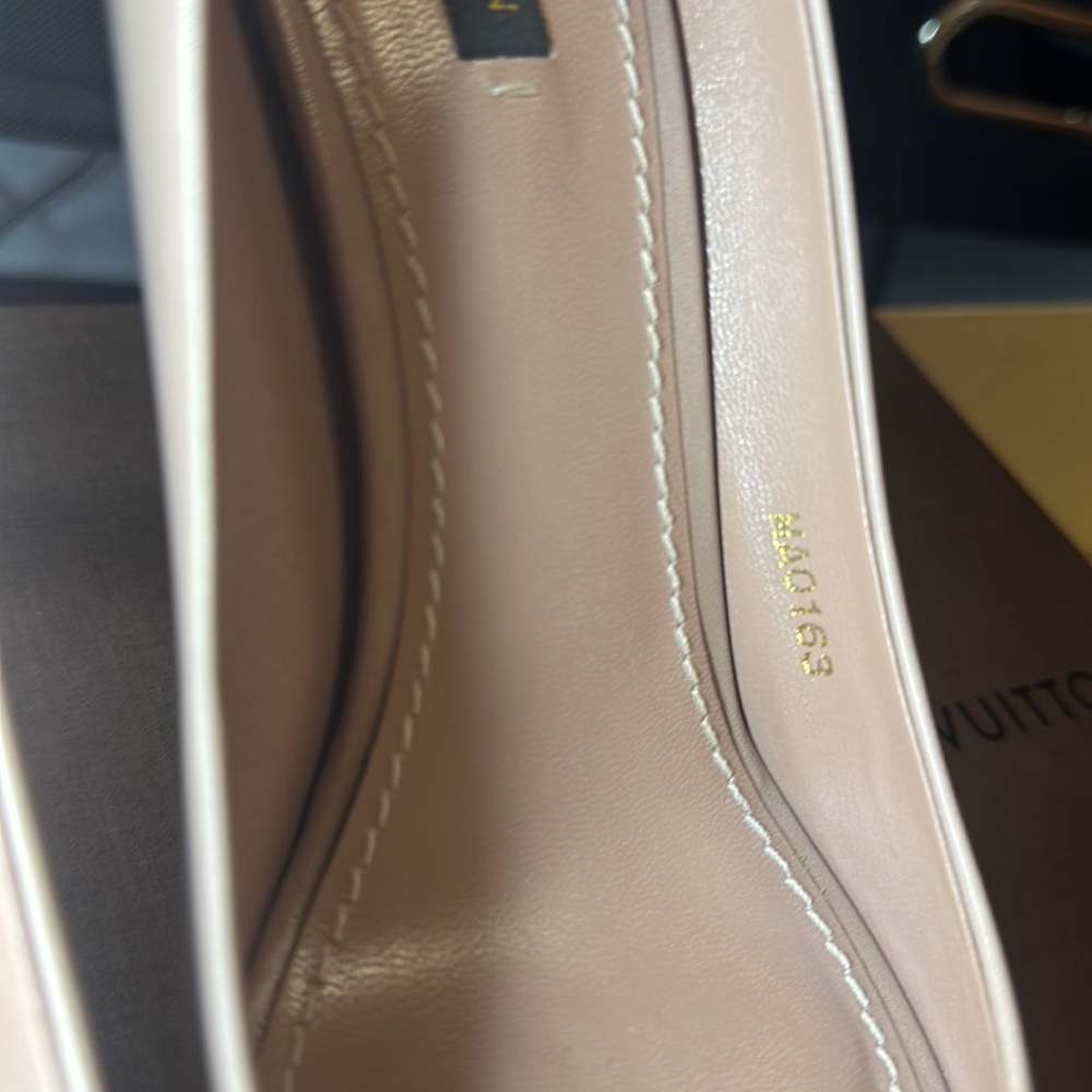 Authentic Louis Vuitton Pink Patent LeatherOh really! Peep Toe Pumps Size38.5 - Picture 17 of 17